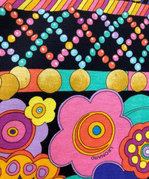 LEONARD SPORT（レオナール スポーツ）LEONARD SPORT (レオナール スポーツ) ハイネックカットソー マルチカラー サイズ:Mの古着・服飾アイテム