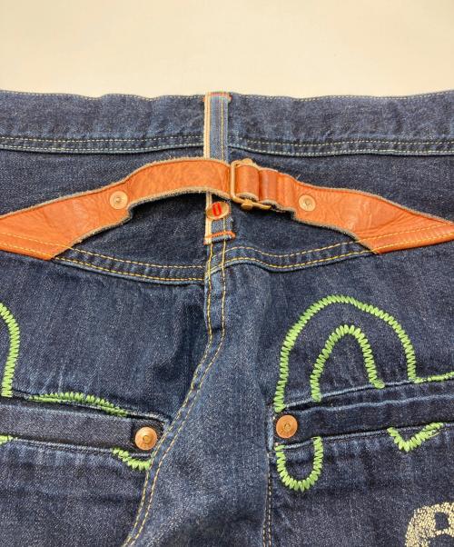 EVISU（エヴィス）EVISU (エヴィス) 戒カモメ革シンチバッグデニムパンツ インディゴ サイズ:32の古着・服飾アイテム