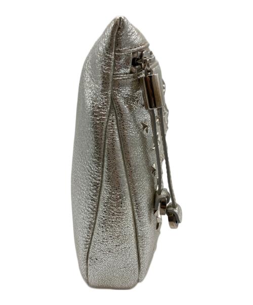 JIMMY CHOO（ジミーチュウ）JIMMY CHOO (ジミーチュウ) スタッズセカンドバッグ ゴールド×シルバーの古着・服飾アイテム