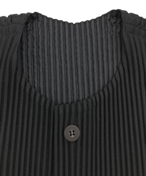 HOMME PLISSE ISSEY MIYAKE（オム プリッセ イッセイ ミヤケ）HOMME PLISSE ISSEY MIYAKE (オム プリッセ イッセイ ミヤケ) プリーツベスト ブラック サイズ:3の古着・服飾アイテム