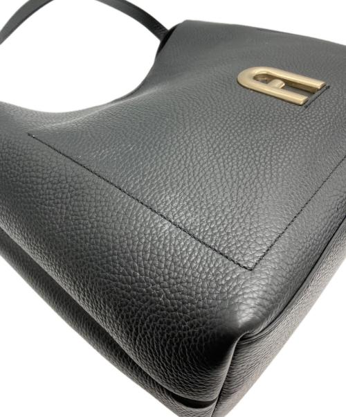 FURLA（フルラ）FURLA (フルラ) プリムラ ホーボーバッグ ブラックの古着・服飾アイテム