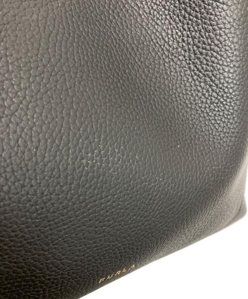 FURLA（フルラ）FURLA (フルラ) プリムラ ホーボーバッグ ブラックの古着・服飾アイテム