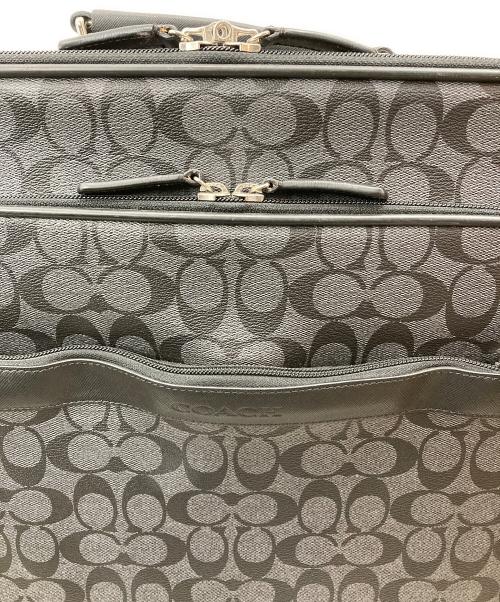 COACH（コーチ）COACH (コーチ) シグネチャーキャリーバッグ ブラックの古着・服飾アイテム