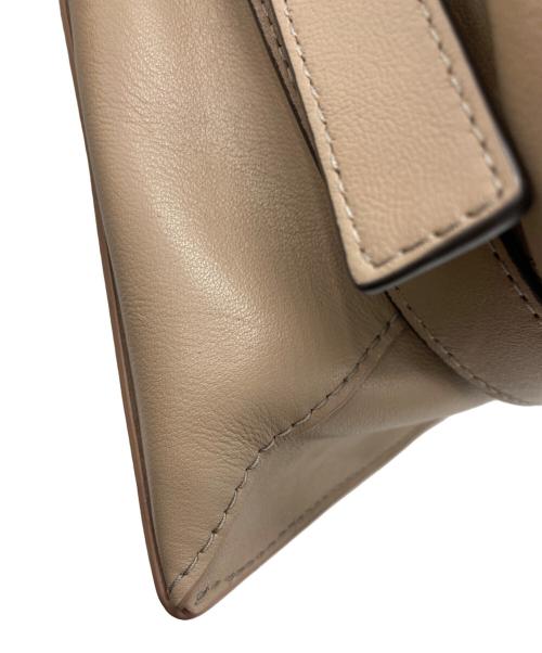 FURLA（フルラ）FURLA (フルラ) NUVOLA L HOBO/ハンドバッグ ベージュの古着・服飾アイテム