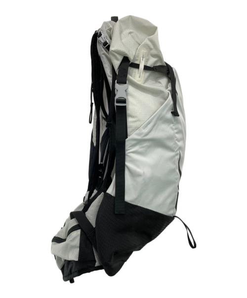 THE NORTH FACE（ザ ノース フェイス）THE NORTH FACE (ザ ノース フェイス) FP 30/エフピー30 ホワイトの古着・服飾アイテム