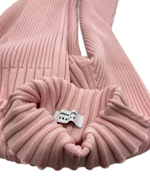 FRAY ID（フレイ アイディー）FRAY ID (フレイ アイディー) pierre cardin (ピエール・カルダン) ハイネックリブプルオーバー ピンク サイズ:Free 未使用品の古着・服飾アイテム
