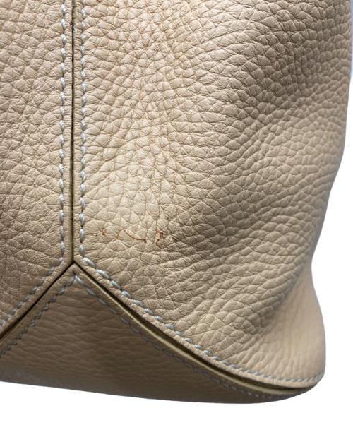 TOD'S（トッズ）TOD'S (トッズ) レザートートバッグ ベージュの古着・服飾アイテム
