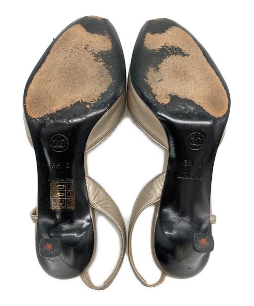 CHANEL（シャネル）CHANEL (シャネル) ココマークバイカラーサンダル ベージュ×ブラック サイズ:38の古着・服飾アイテム