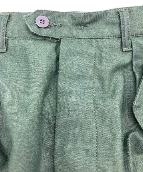 スウェーデン軍（スウェーデングン）スウェーデン軍 (スウェーデングン) カーゴパンツ グリーン サイズ:C48の古着・服飾アイテム