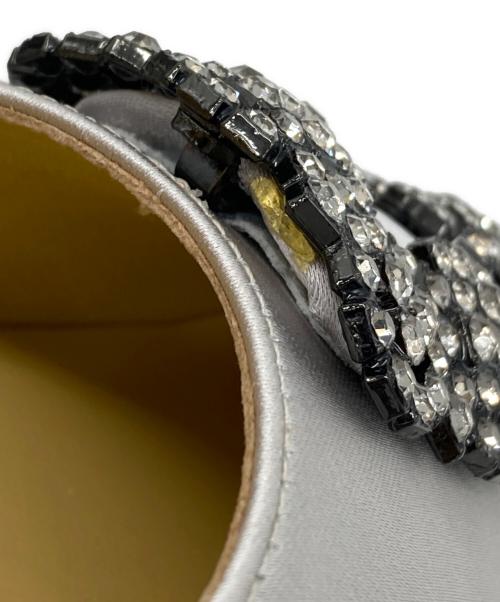 Manolo Blahnik（マノロブラニク）Manolo Blahnik (マノロブラニク) 【HANGISI】サテンヒールパンプス シルバー サイズ:38の古着・服飾アイテム