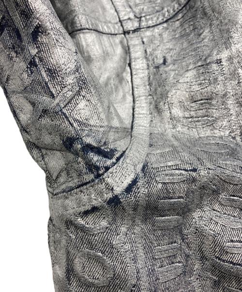 MARC JACOBS（マークジェイコブズ）MARC JACOBS (マークジェイコブス) Monochromatic Denim Big Trucker シルバー サイズ:Lの古着・服飾アイテム