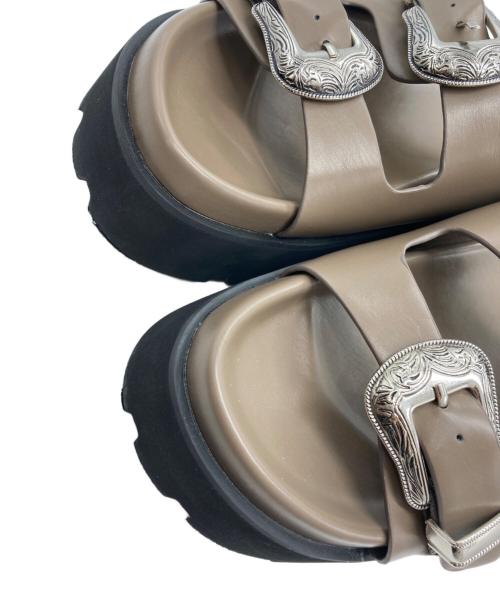 Ameri VINTAGE（アメリヴィンテージ）Ameri VINTAGE (アメリヴィンテージ) MEDI WESTERN BUCKLE SANDALS ブラウン サイズ:Sの古着・服飾アイテム