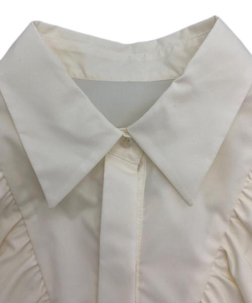 anuans（アニュアンス）anuans (アニュアンス) ラッフルカットオフブラウス ホワイト サイズ:Fの古着・服飾アイテム