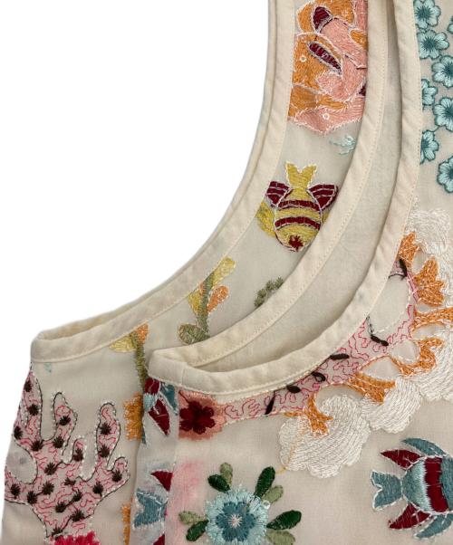 RHC Ron Herman（アールエイチシー ロンハーマン）RHC Ron Herman (アールエイチシー ロンハーマン) Embroidery Vest アイボリー サイズ:-の古着・服飾アイテム