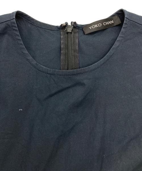 YOKO CHAN（ヨーコチャン）YOKO CHAN (ヨーコチャン) フロントラッフルブラウス ネイビー×ホワイト サイズ:38の古着・服飾アイテム