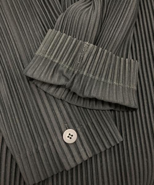HOMME PLISSE ISSEY MIYAKE（オム プリッセ イッセイ ミヤケ）HOMME PLISSE ISSEY MIYAKE (オム プリッセ イッセイ ミヤケ) BASICSプリーツジャケット ブラック サイズ:3の古着・服飾アイテム