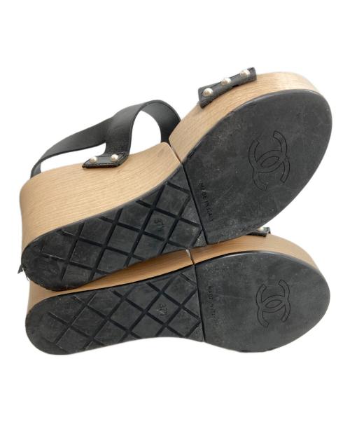 CHANEL（シャネル）CHANEL (シャネル) ウェッジソールサンダル ブラック サイズ:37.5の古着・服飾アイテム