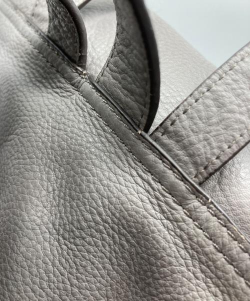 COLE HAAN（コールハーン）COLE HAAN (コールハーン) レザーリュック グレーの古着・服飾アイテム