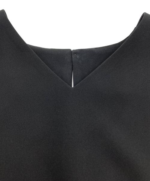 M7days（エムセブンデイズ）M7days (エムセブンデイズ) Vネックペプラムブラウス ブラック サイズ:1の古着・服飾アイテム