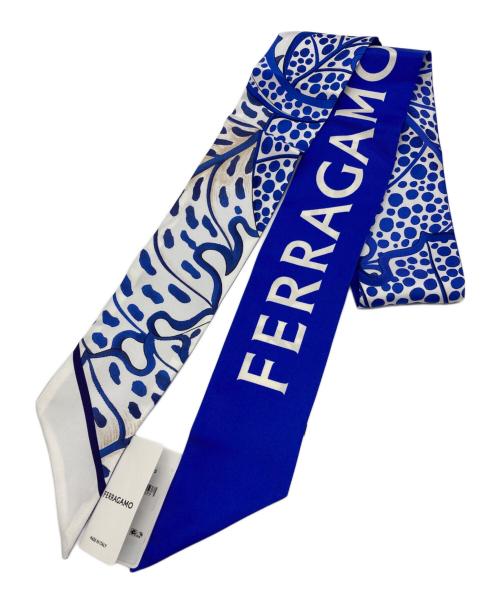 Ferragamo（フェラガモ）Ferragamo (フェラガモ) BLUETTE/LAPI TW FOLIAGE 7 シルクスカーフ ブルー 未使用品の古着・服飾アイテム