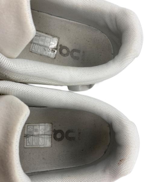 on（オン）On (オン) Cloud 5 ホワイト サイズ:28の古着・服飾アイテム