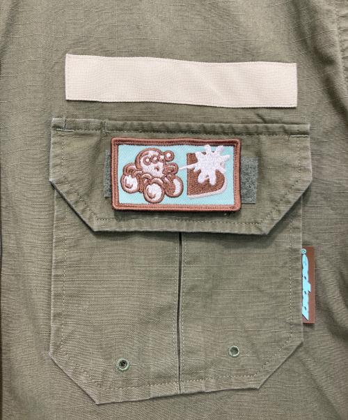 A BATHING APE（ア ベイシング エイプ）A BATHING APE (ア ベイシング エイプ) ワッペンミリタリーシャツ カーキ サイズ:XLの古着・服飾アイテム