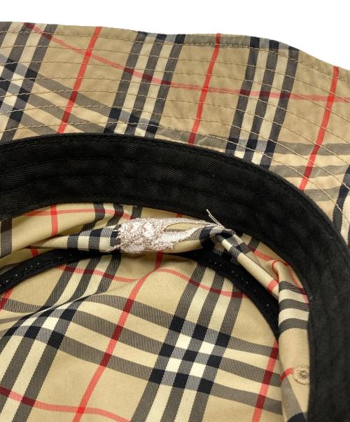 BURBERRY LONDON（バーバリーロンドン）BURBERRY LONDON (バーバリーロンドン) SUPREME (シュプリーム) コラボバケットハット ベージュ サイズ:M/Lの古着・服飾アイテム