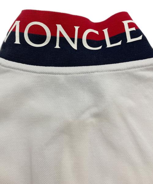 MONCLER（モンクレール）MONCLER (モンクレール) MAGLIA POLO MANICA CORTA 半袖 ポロシャツ ホワイト サイズ:Lの古着・服飾アイテム