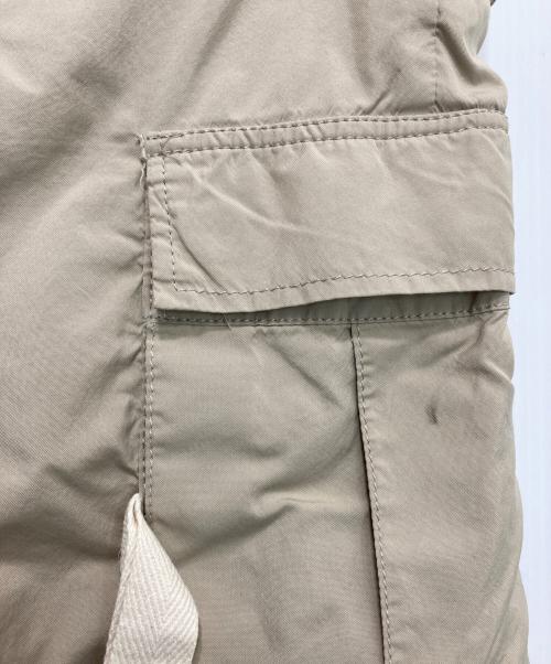 sacai（サカイ）sacai (サカイ) ベルテッドカーゴショートパンツ ベージュ サイズ:3の古着・服飾アイテム