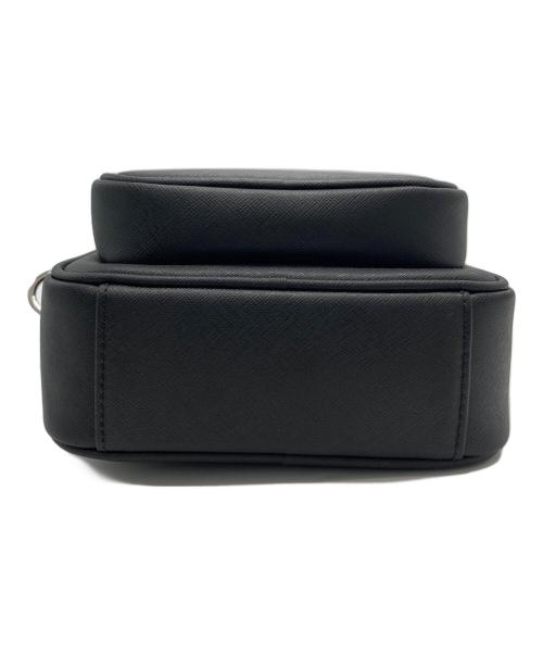 EMPORIO ARMANI（エンポリオアルマーニ）EMPORIO ARMANI (エンポリオアルマーニ) ショルダーバッグ ブラックの古着・服飾アイテム