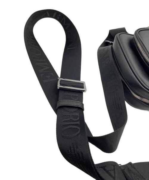 EMPORIO ARMANI（エンポリオアルマーニ）EMPORIO ARMANI (エンポリオアルマーニ) ショルダーバッグ ブラックの古着・服飾アイテム