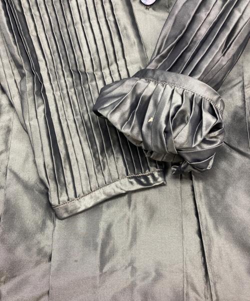 PRADA（プラダ）PRADA (プラダ) ［古着］袖プリーツシルクシャツ カーキ サイズ:38の古着・服飾アイテム