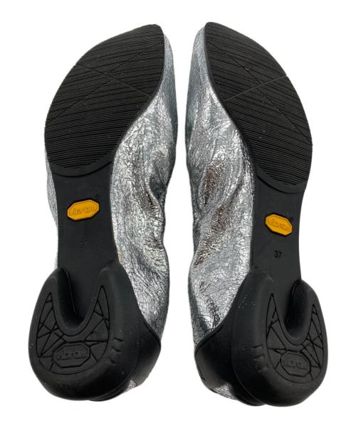 SHISEI（シセイ）SHISEI (シセイ) ギャザーバレエシューズ メタリック シルバー サイズ:37の古着・服飾アイテム