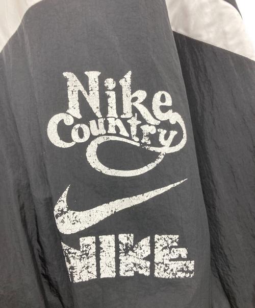 NIKE（ナイキ）NIKE (ナイキ) Big swooshナイロンジャケット ブラック×ホワイト サイズ:Lの古着・服飾アイテム
