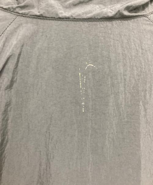 NIKE（ナイキ）NIKE (ナイキ) Big swooshナイロンジャケット ブラック×ホワイト サイズ:Lの古着・服飾アイテム