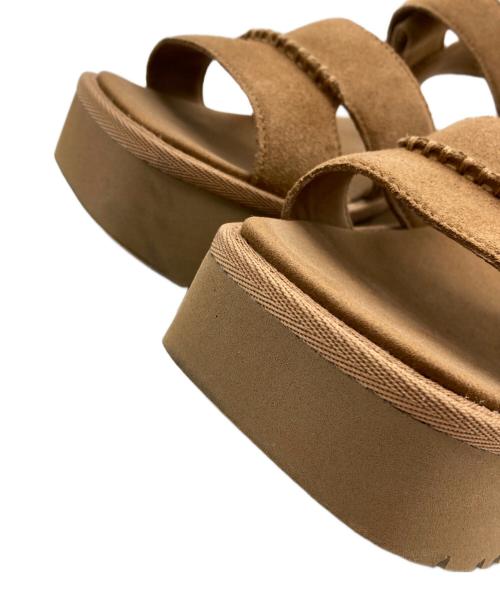 UGG（アグ）UGG (アグ) New Heights Ankle Strap ベージュ サイズ:23.5の古着・服飾アイテム