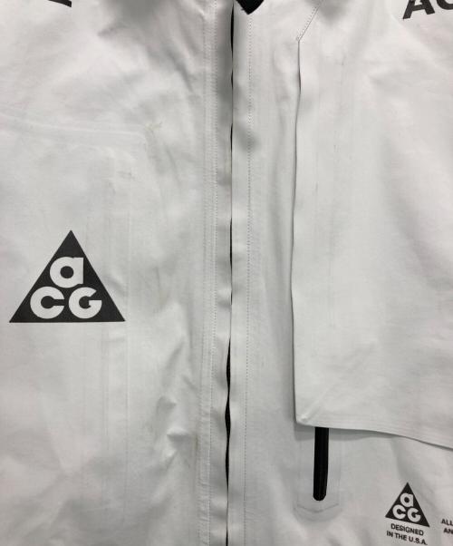NIKE ACG（ナイキエーシージー）NIKE ACG (ナイキエーシージー) 2in1 System Jacket ホワイト サイズ:Sの古着・服飾アイテム