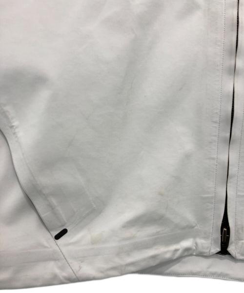 NIKE ACG（ナイキエーシージー）NIKE ACG (ナイキエーシージー) 2in1 System Jacket ホワイト サイズ:Sの古着・服飾アイテム