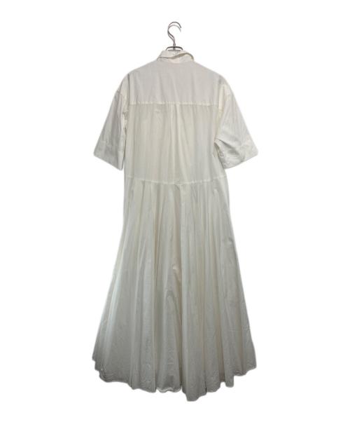 ebure（エブール）ebure (エブール) 半袖ワンピース ホワイト サイズ:36の古着・服飾アイテム