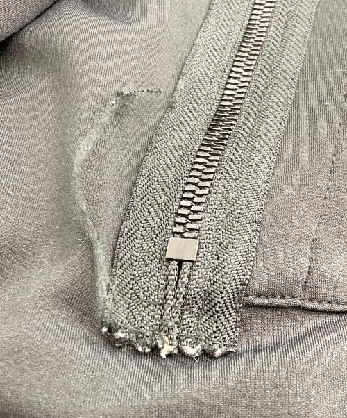 AKM（エーケーエム）AKM (エーケーエム) BROWN BUNNY (ブラウンバニ) ジップパーカー ブラック サイズ:Lの古着・服飾アイテム