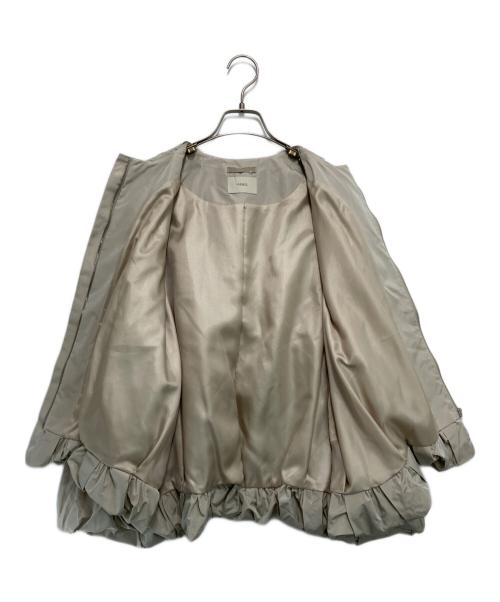 LE PHIL（ル フィル）LE PHIL (ル フィル) ケープブルゾン ベージュ サイズ:Fの古着・服飾アイテム