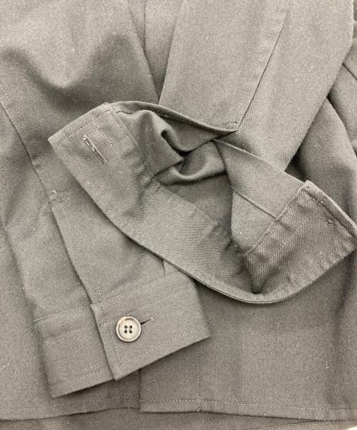 im MEN ISSEY MIYAKE（アイム メン イッセイミヤケ）im MEN ISSEY MIYAKE (アイム メン イッセイミヤケ) ハイブリッドウールポケットシャツ ブラック サイズ:3の古着・服飾アイテム