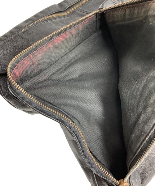 DOLCE & GABBANA（ドルチェ＆ガッバーナ）DOLCE & GABBANA (ドルチェ＆ガッバーナ) レザーショルダーバッグの古着・服飾アイテム