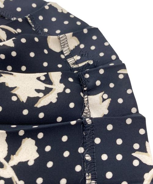 ANAYI（アナイ）ANAYI (アナイ) シャドーフラワープリントプリーツワンピース ネイビー サイズ:38の古着・服飾アイテム