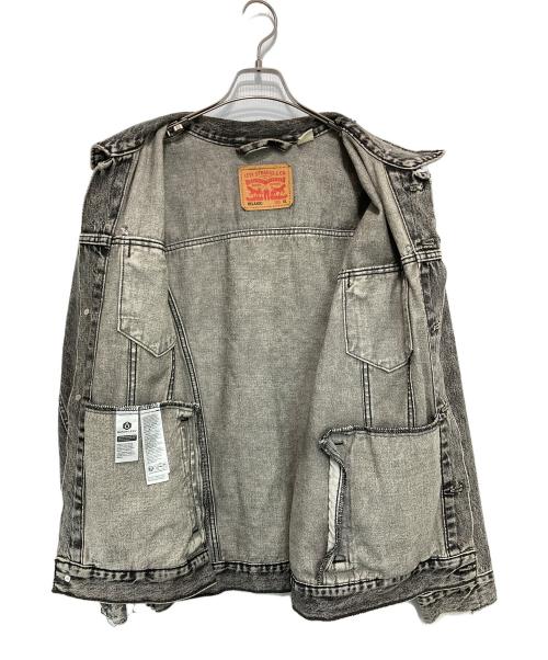 LEVI'S（リーバイス）LEVI'S (リーバイス) RELAXED 4th型 ダメージ加工デニムジャケット グレー サイズ:XLの古着・服飾アイテム
