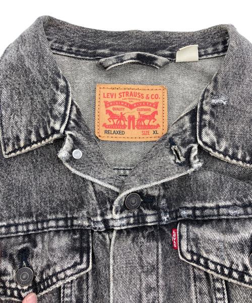 LEVI'S（リーバイス）LEVI'S (リーバイス) RELAXED 4th型 ダメージ加工デニムジャケット グレー サイズ:XLの古着・服飾アイテム
