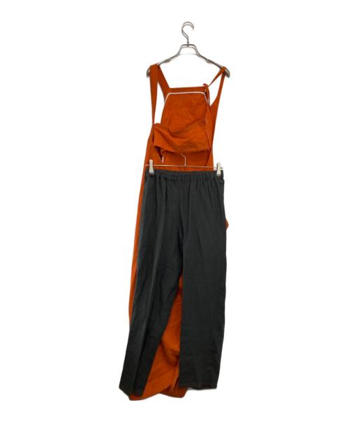 JUN MIKAMI（ジュン ミカミ）JUN MIKAMI (ジュン ミカミ) リネンエプロンコンビネゾン ブラック×オレンジ サイズ:Ｆ 未使用品の古着・服飾アイテム