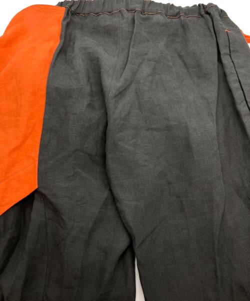 JUN MIKAMI（ジュン ミカミ）JUN MIKAMI (ジュン ミカミ) リネンエプロンコンビネゾン ブラック×オレンジ サイズ:Ｆ 未使用品の古着・服飾アイテム