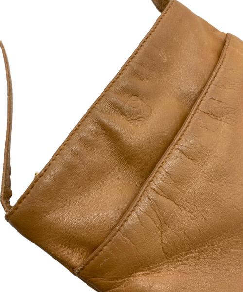 LOEWE（ロエベ）LOEWE (ロエベ) [OLD]レザーショルダーバッグ ベージュの古着・服飾アイテム