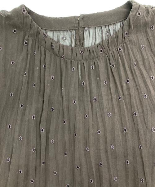 ANAYI（アナイ）ANAYI (アナイ) ドットシシュウプリーツワンピース ブラウン サイズ:38の古着・服飾アイテム